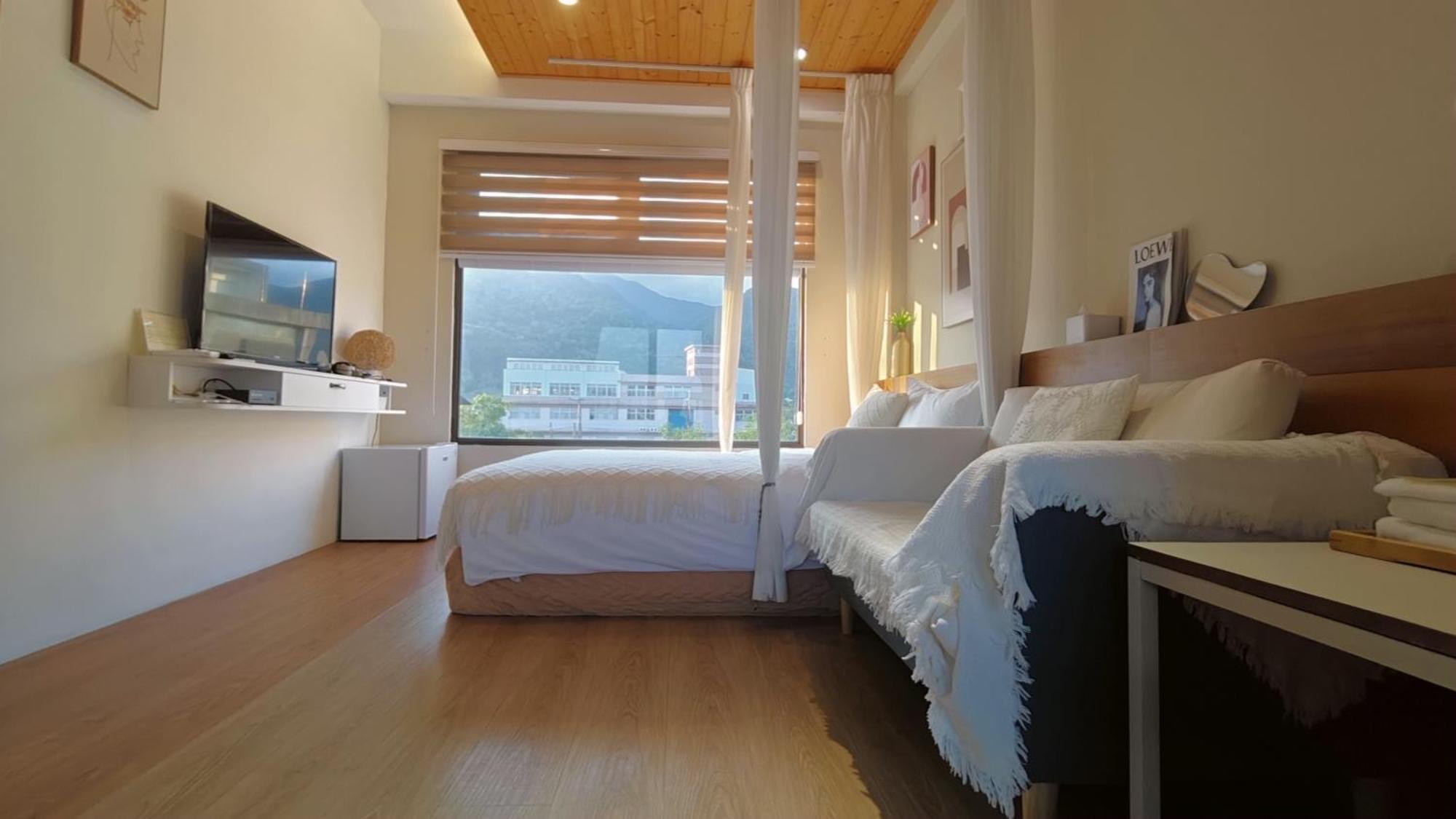 Ferienwohnung 木box田妍山色 Jiaoxi Exterior foto